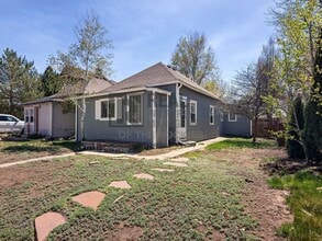 Building Photo - 319 Walnut St