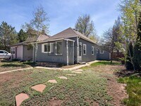 Building Photo - 319 Walnut St