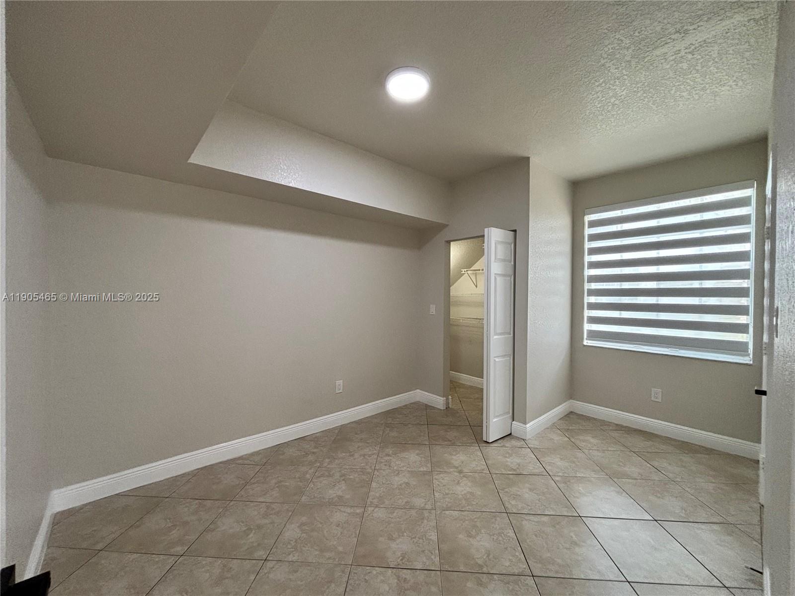 Building Photo - 741 SW 148th Ave