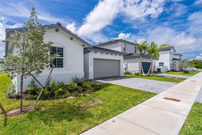 Building Photo - 12728 SW 214th Ter