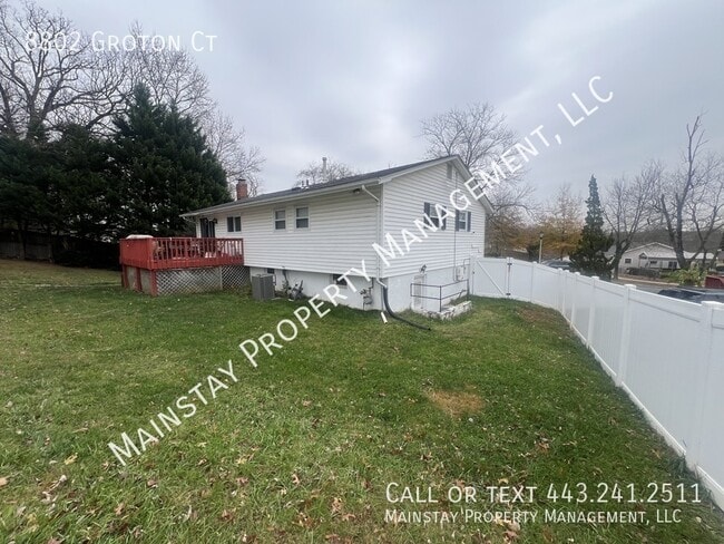 Building Photo - 8802 Groton Ct