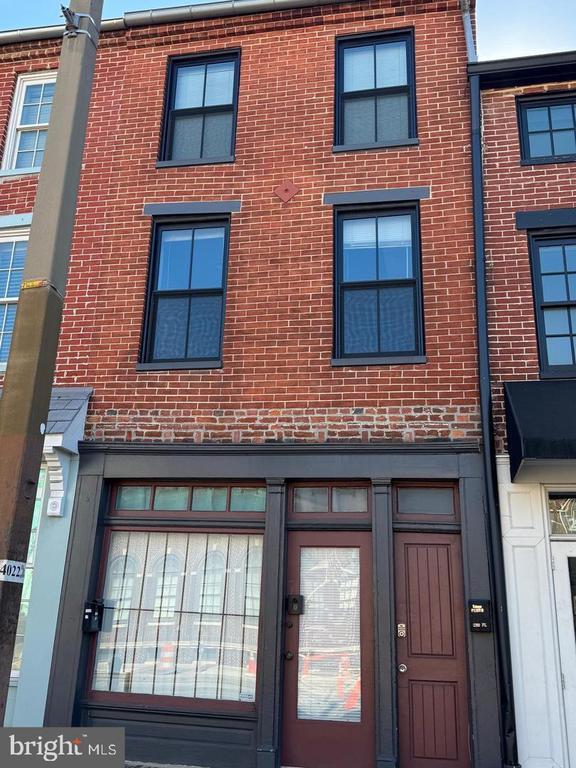 Building Photo - 1637 Fleet St