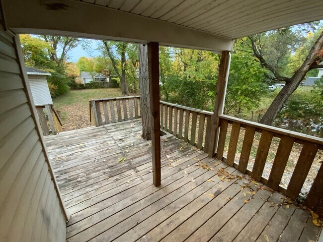 Building Photo - 3 Bedroom House for Rent