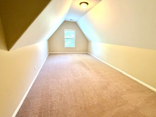 Building Photo - 10601 Bird Stone Cove