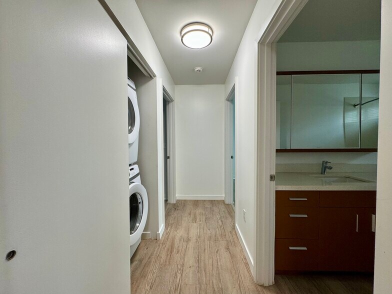 Building Photo - 1310 Pensacola St