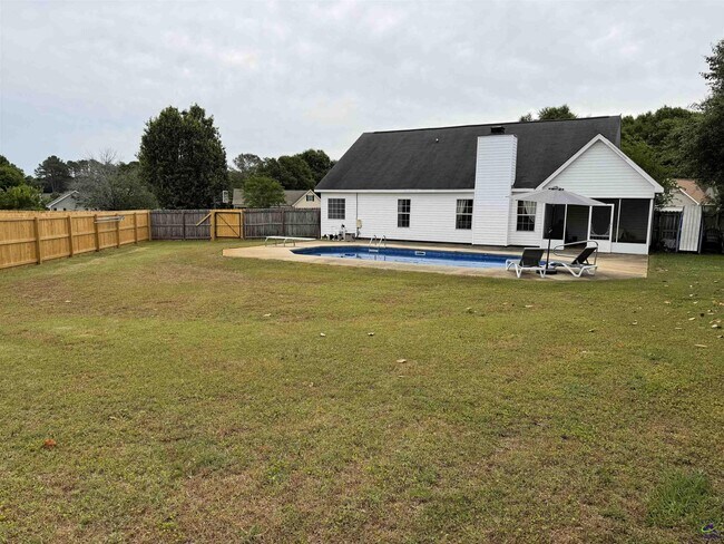 Building Photo - 104 Muirfield Ln