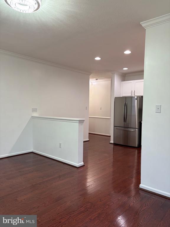 Building Photo - 1914 Meadowgate Ct