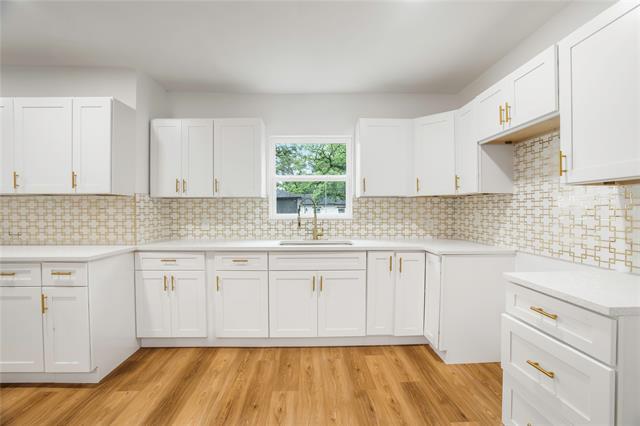 Building Photo - 4761 Meadowbrook Dr
