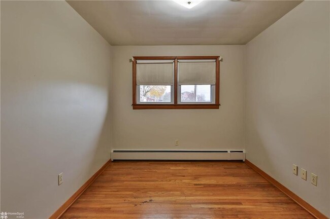 Building Photo - 2332 Seipstown Rd