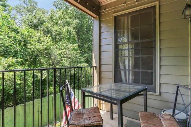 Private Balcony/Patio - 3117 Colonial Way