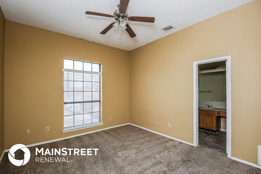 Building Photo - 764 Meadowcreek Ct