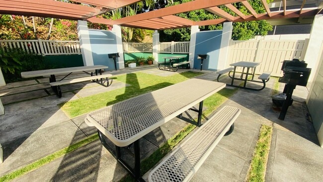 Building Photo - Comfortable 1bd unit in Aiea available now!!