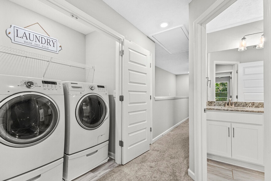 Building Photo - 4204 Spyglass Dr