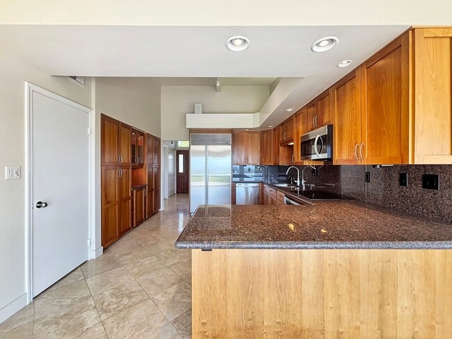 Building Photo - Gorgeous 3BD/2BA House in Pacific Beach W/...