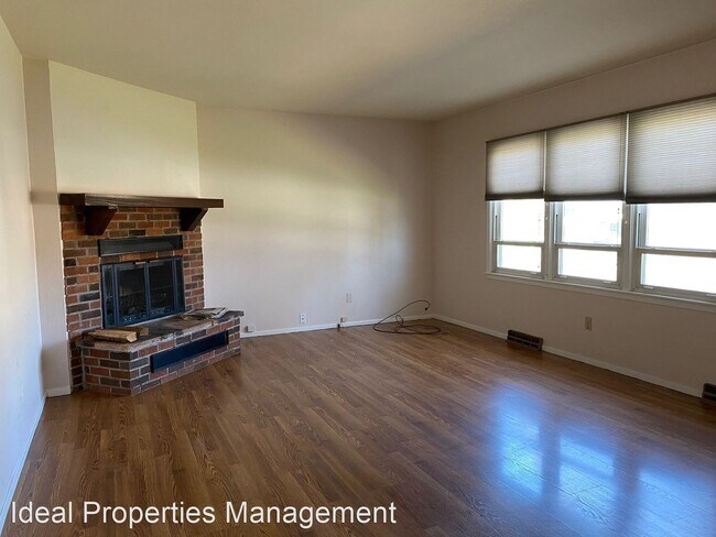 Building Photo - 3 br, 2.5 bath House - 45 Friars