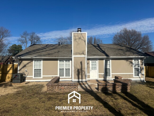 Building Photo - 6577 Beaverlodge Dr