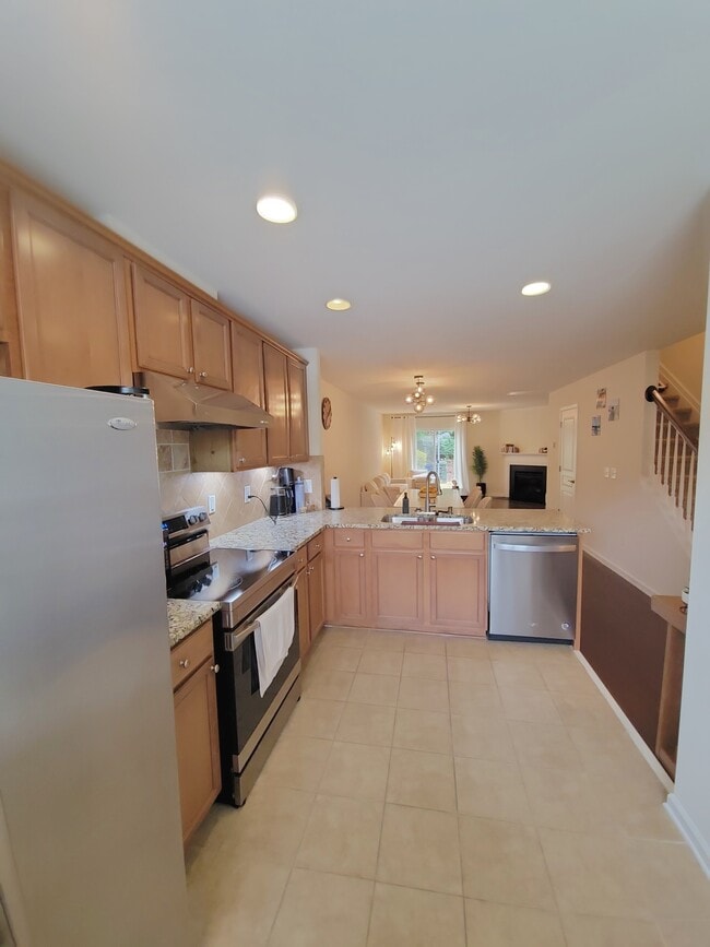 Building Photo - 2919 Berkeley Springs Pl