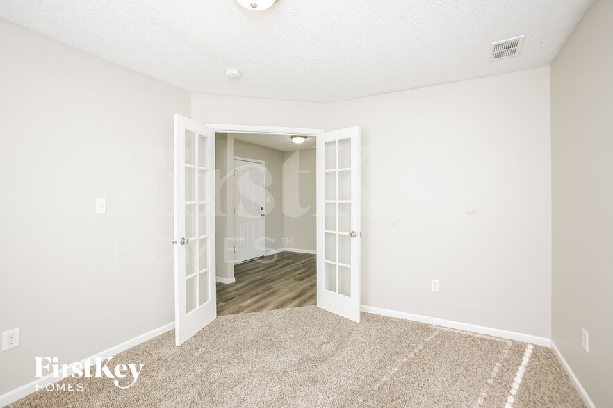 Building Photo - 3057 Sholty Ct