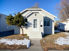 Building Photo - 245 Lomax St