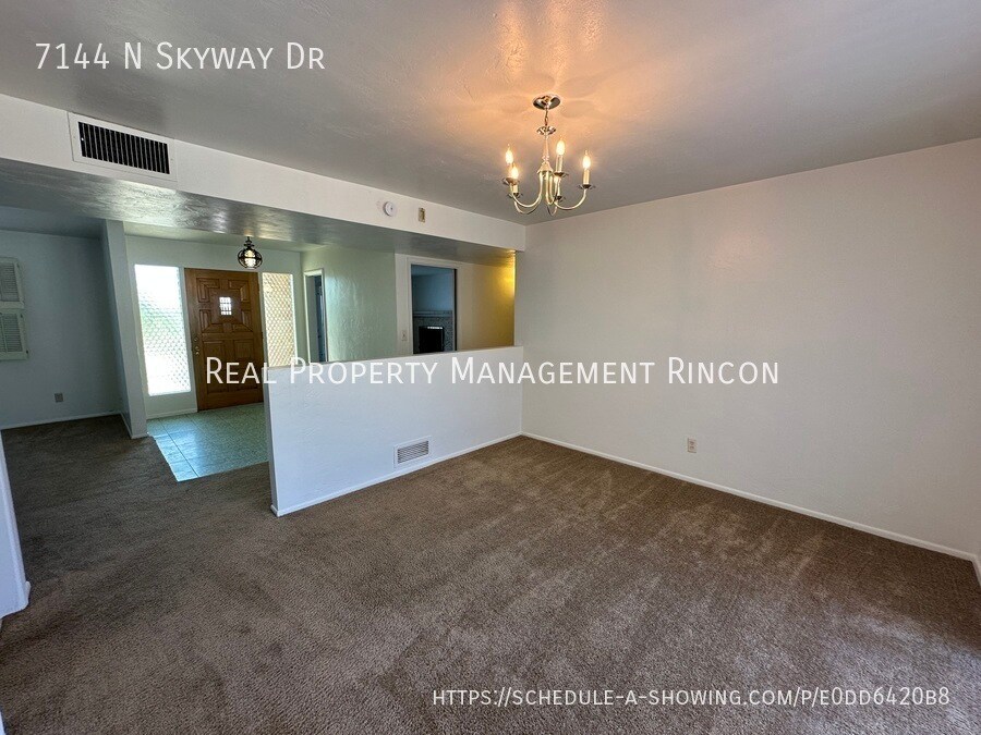 Building Photo - 7144 N Skyway Dr