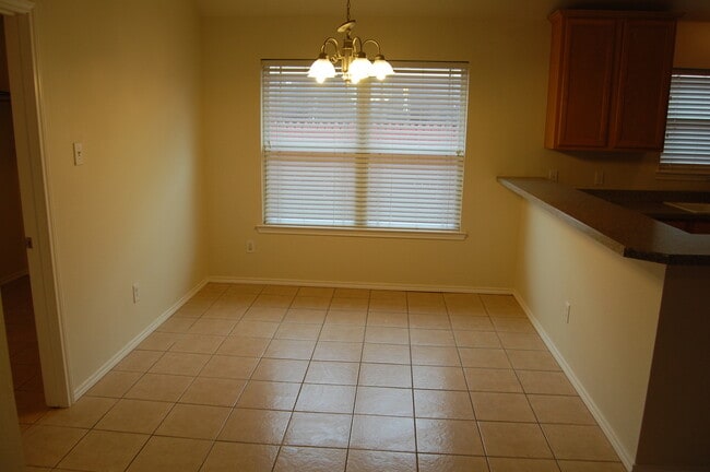 Building Photo - Beautiful 3/2/2 in Cooper ISD