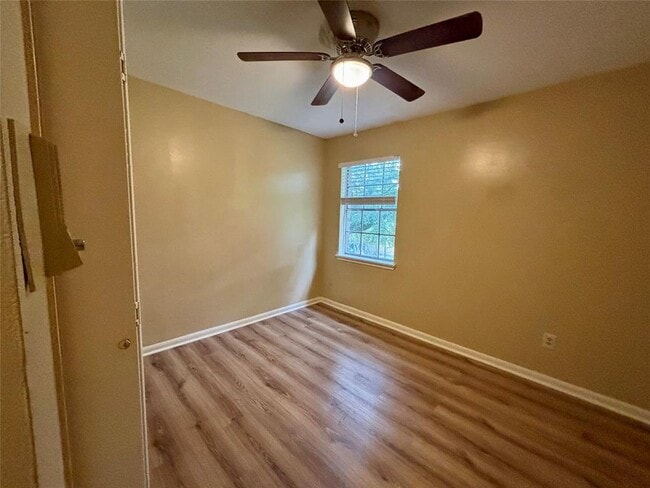 Building Photo - 8712 Wilcrest Dr