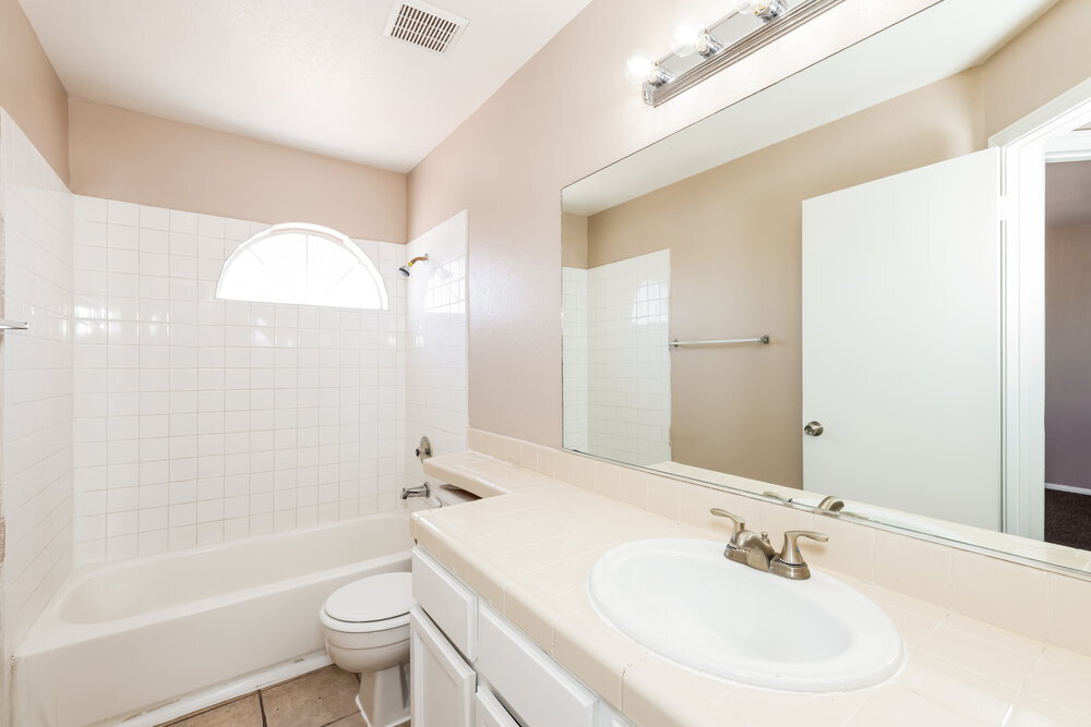 Building Photo - 1605 Fig Palm Ct