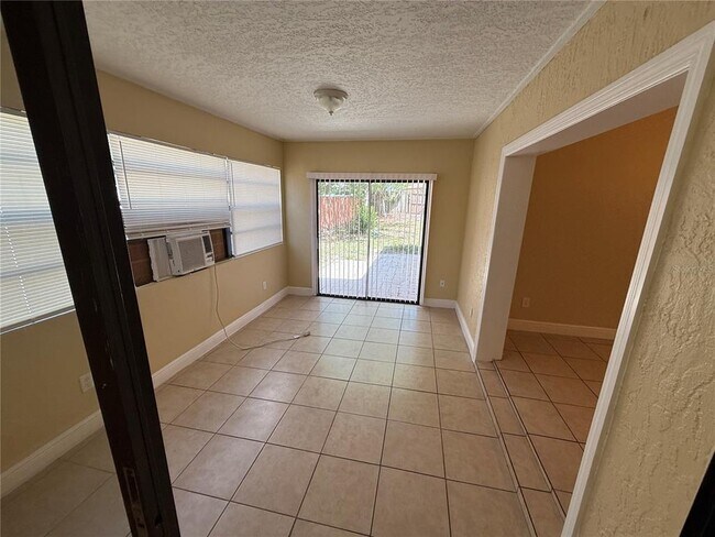 Building Photo - 1338 San Felipe Ct