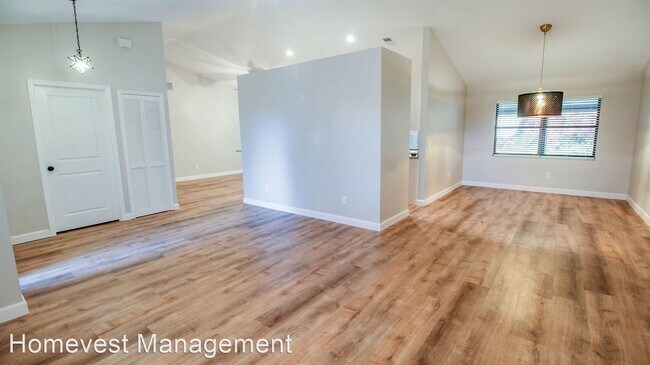 Building Photo - 3 br, 2 bath House - 9444 Woodbreeze Blvd