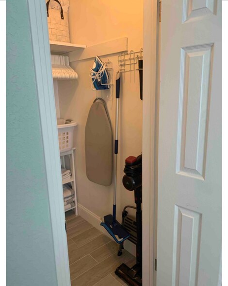 Building Photo - 154 147th Ave