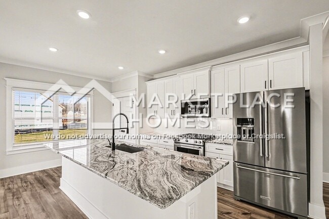 Building Photo - 517 Kingwood Ln