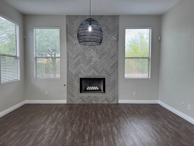 Building Photo - Luxury Scottsdale Rental with Chef’s Kitchen & 3-Car Garage