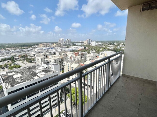 Building Photo - 9055 SW 73rd Ct