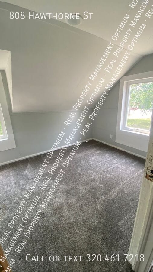 Building Photo - 808 Hawthorne St