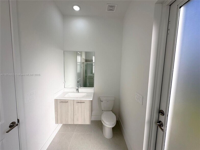 Building Photo - 12308 SW 43rd St