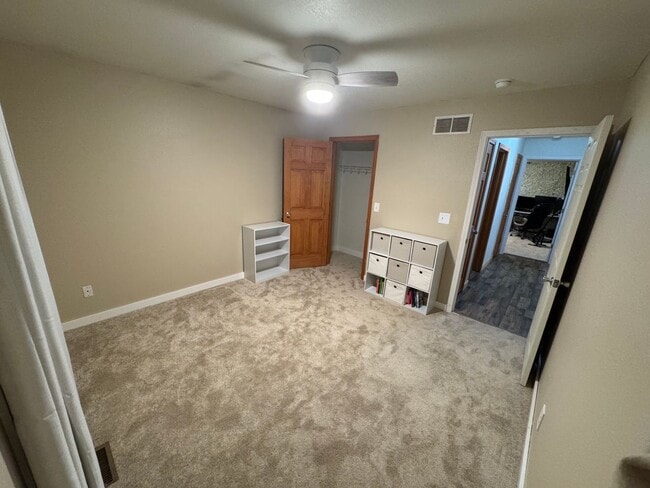 Building Photo - Great home!