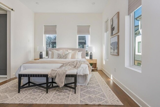 Building Photo - 2347 Hosea L Williams Dr SE