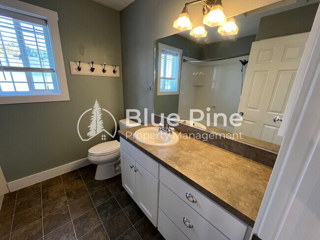 Building Photo - 157 Leesburg Ln
