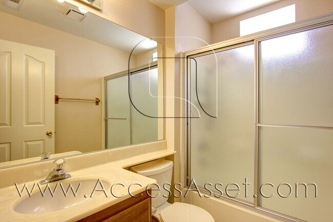 Building Photo - 28258 Inspiration Lake Dr