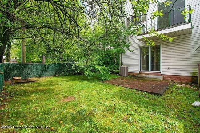 Building Photo - 1630 Forest Hill Rd