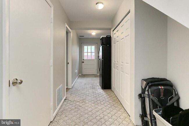 Building Photo - 7844 Snead Ln