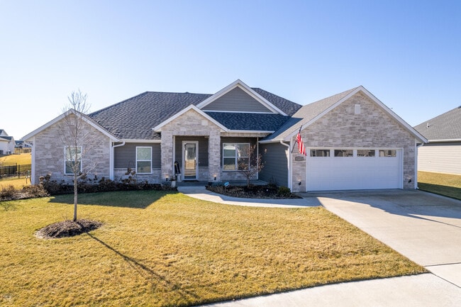 Building Photo - 4914 Glide Cv