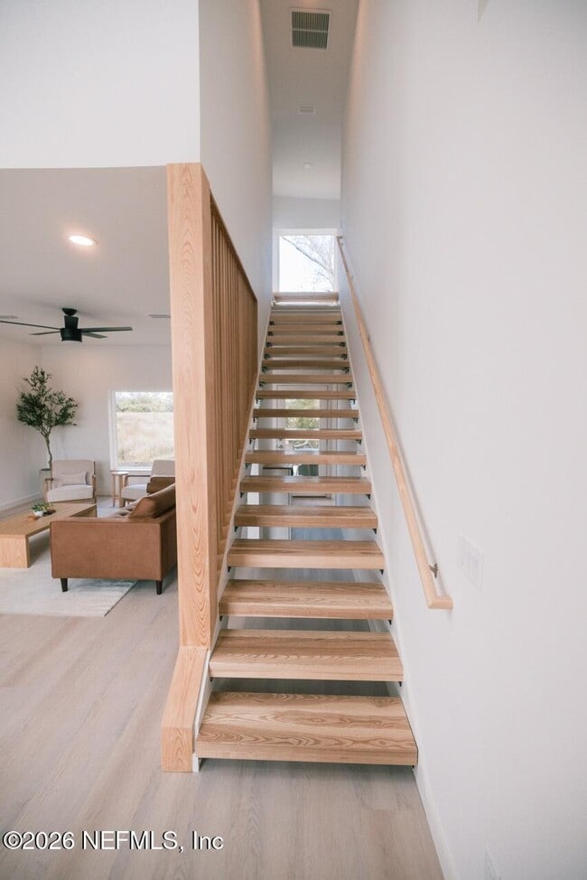 Building Photo - 3318 Lewis Speedway