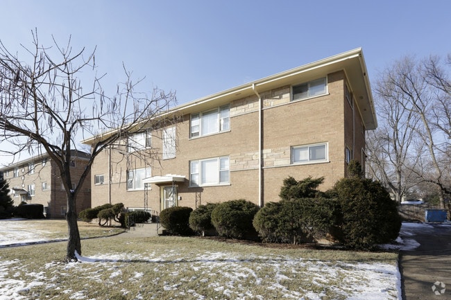 Building Photo - 340 E Burlington St
