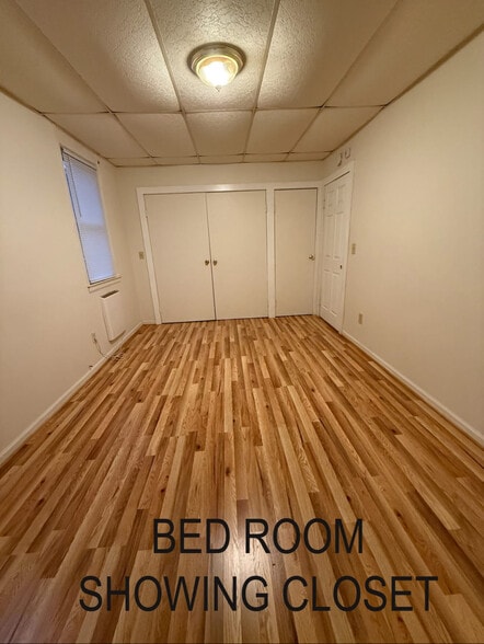 Building Photo - 33 Lake St