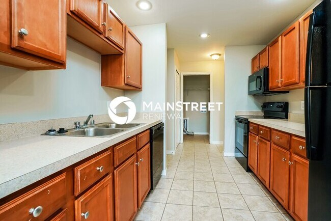 Building Photo - 3 Bedroom Pet-Friendly Home in Lehigh Acres, FL with Main Street Renewal
