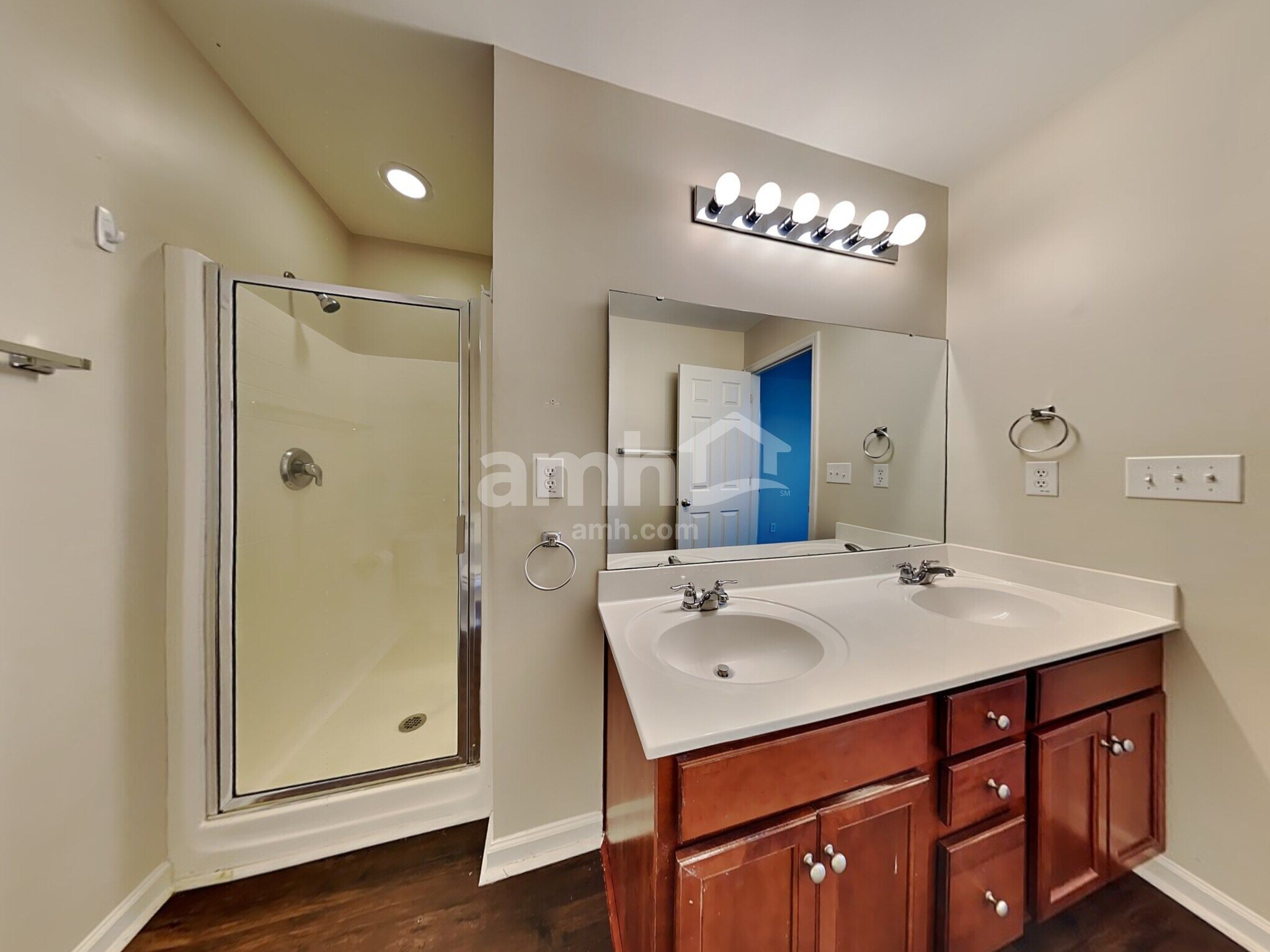 Building Photo - 1140 Moss Grove Dr