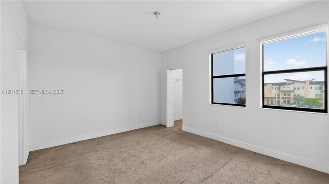 Building Photo - 10467 NW 82nd St