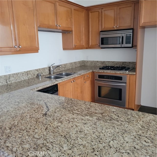 Building Photo - 815 S Grand Ave