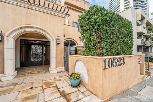 Building Photo - 10523 Ashton Ave